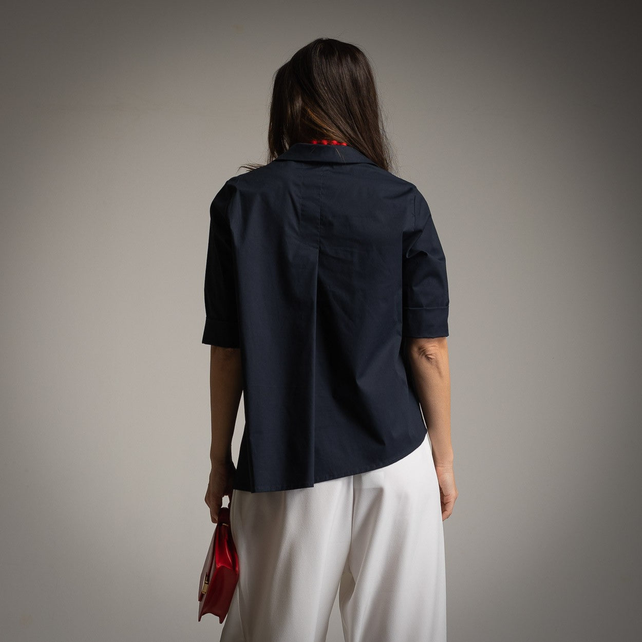 Camicia texturata con pieghe laterali – Wendy Trendy