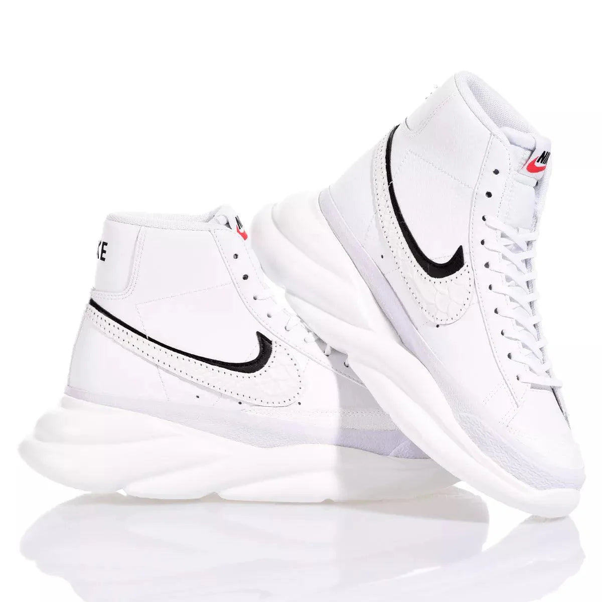 Nike Wave Black & White