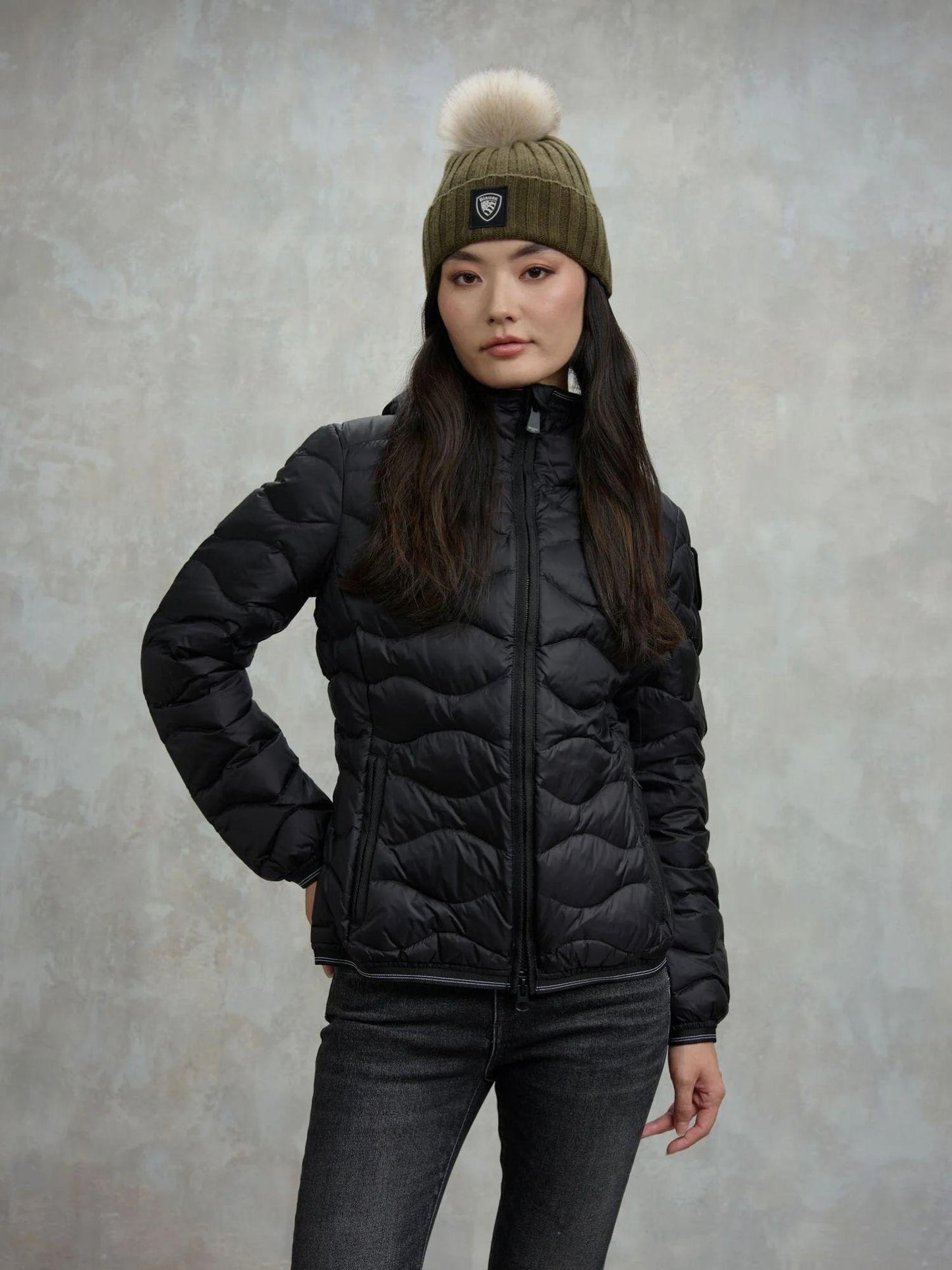 Blauer Piumino Donna Camelia Nero con Interno Beige