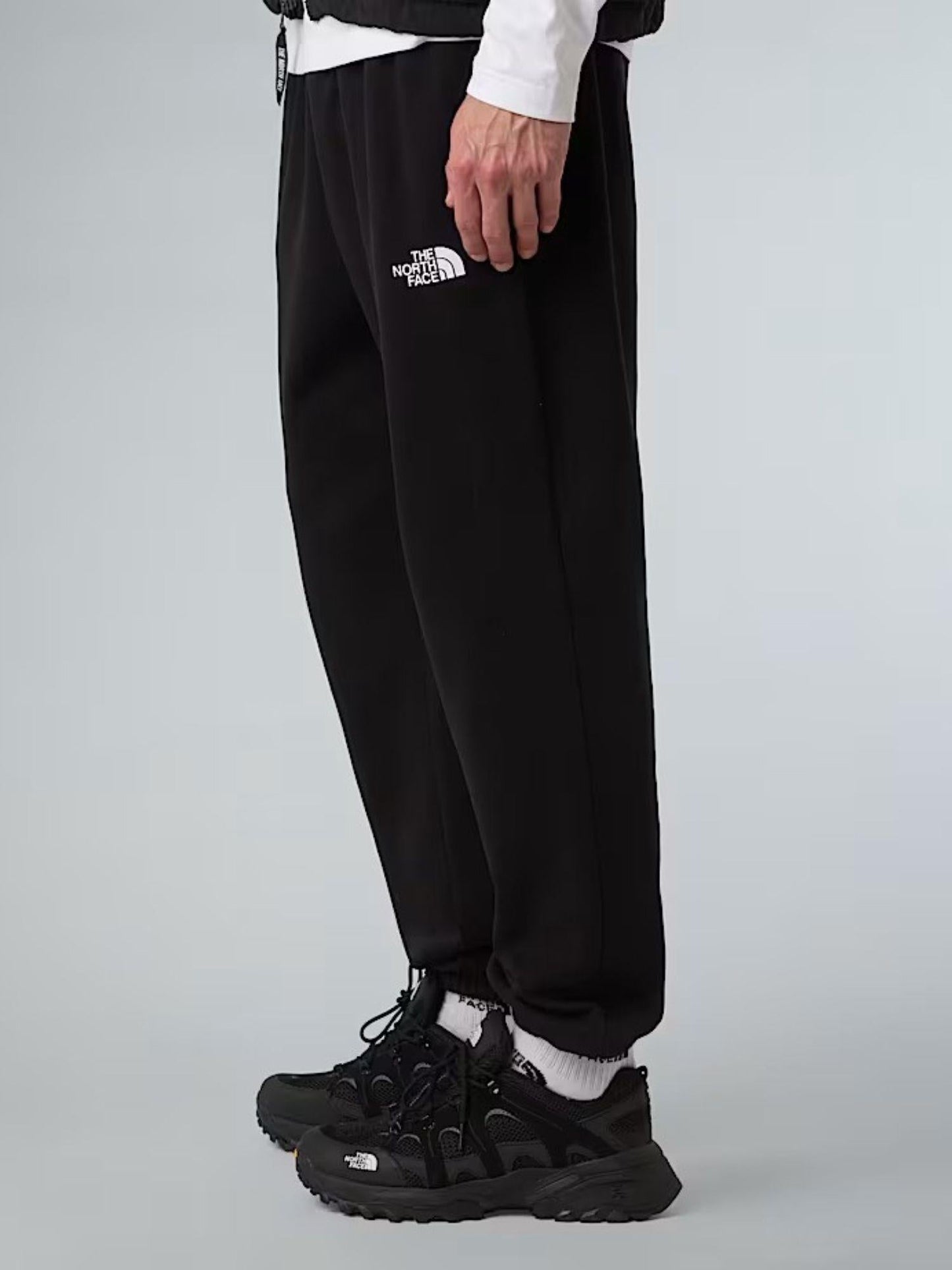 The North Face Pantaloni Jogger Uomo Simple Dome Regular Affusolati Nero